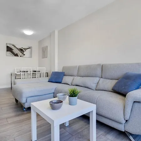 Oeste Apartment *